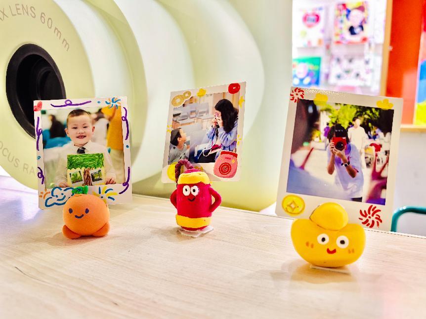 【新闻稿】故事商店-富士instax-修改1.docx 如图片无法显示,请耐心等待